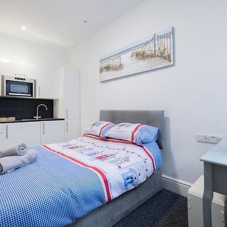 Hillcrest Studio Apartments Cleethorpes Exterior foto